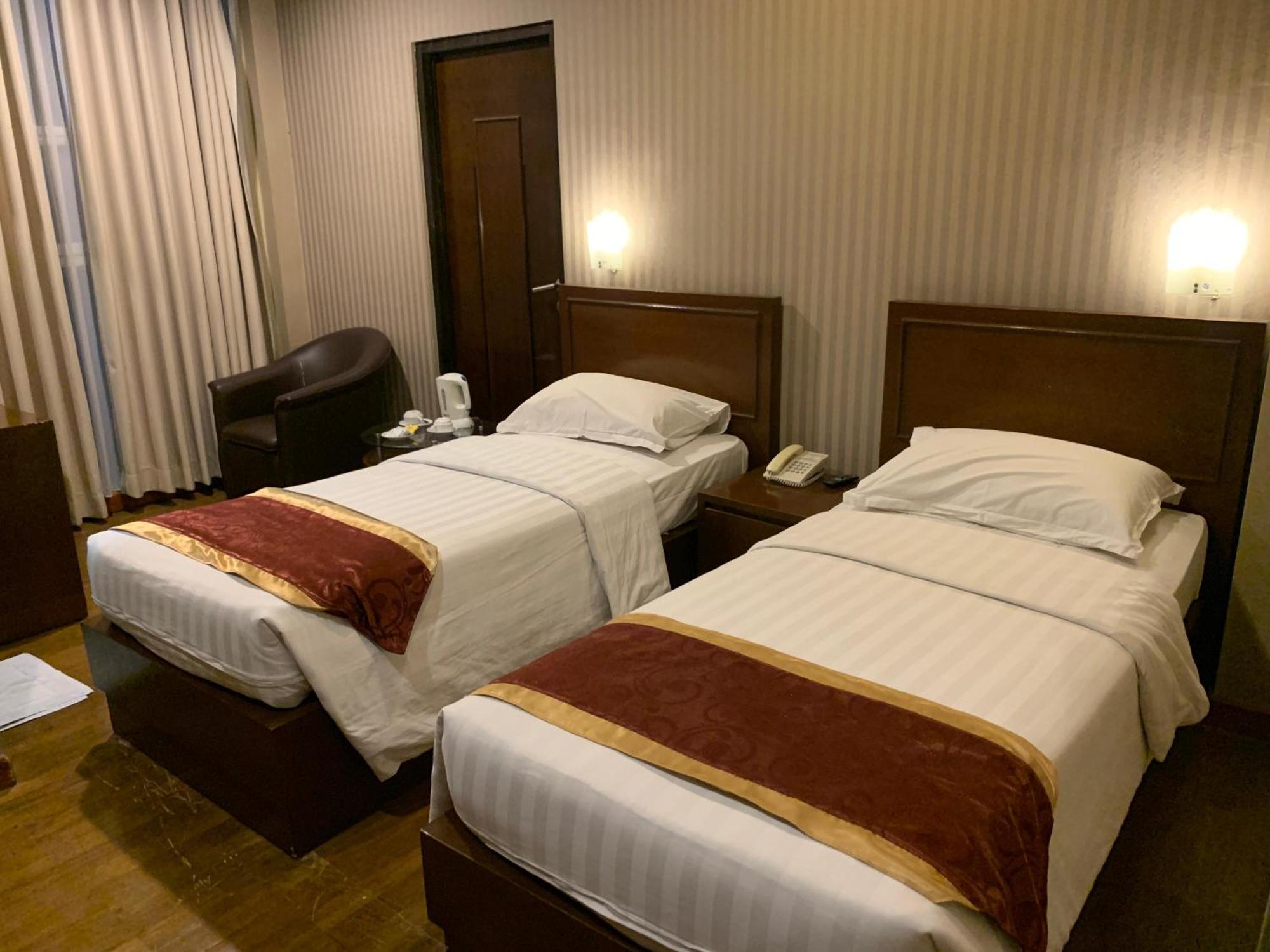 Enhaii Hotel Bandung Dış mekan fotoğraf