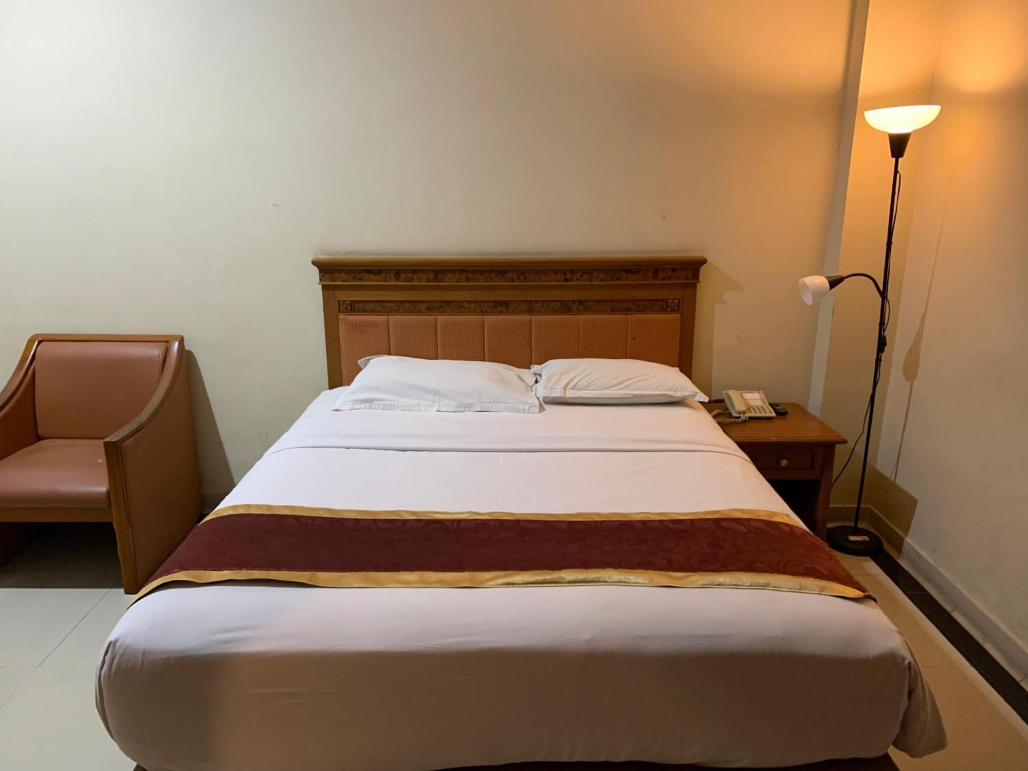 Enhaii Hotel Bandung Dış mekan fotoğraf