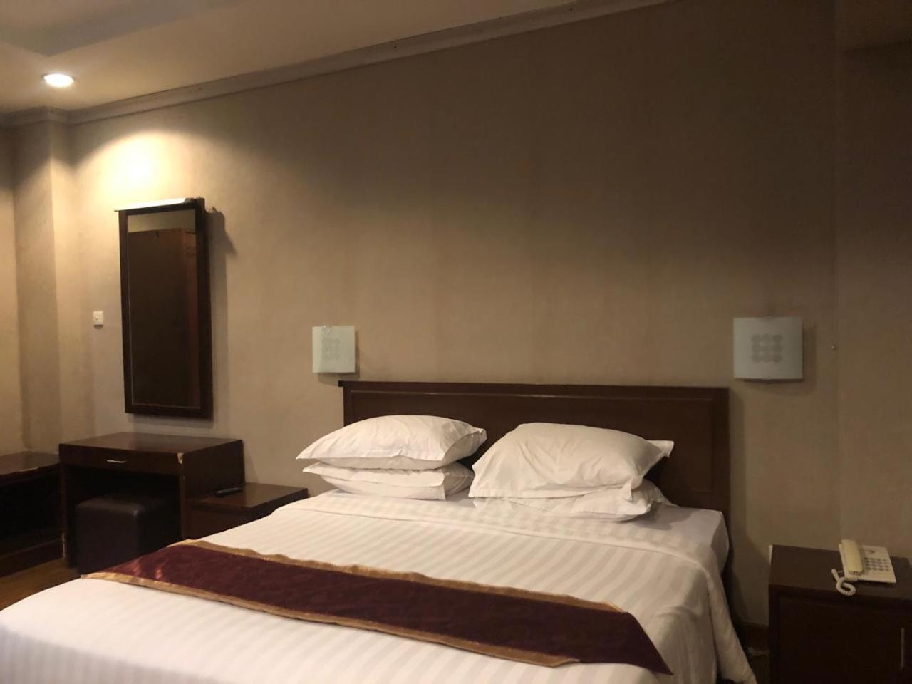 Enhaii Hotel Bandung Dış mekan fotoğraf