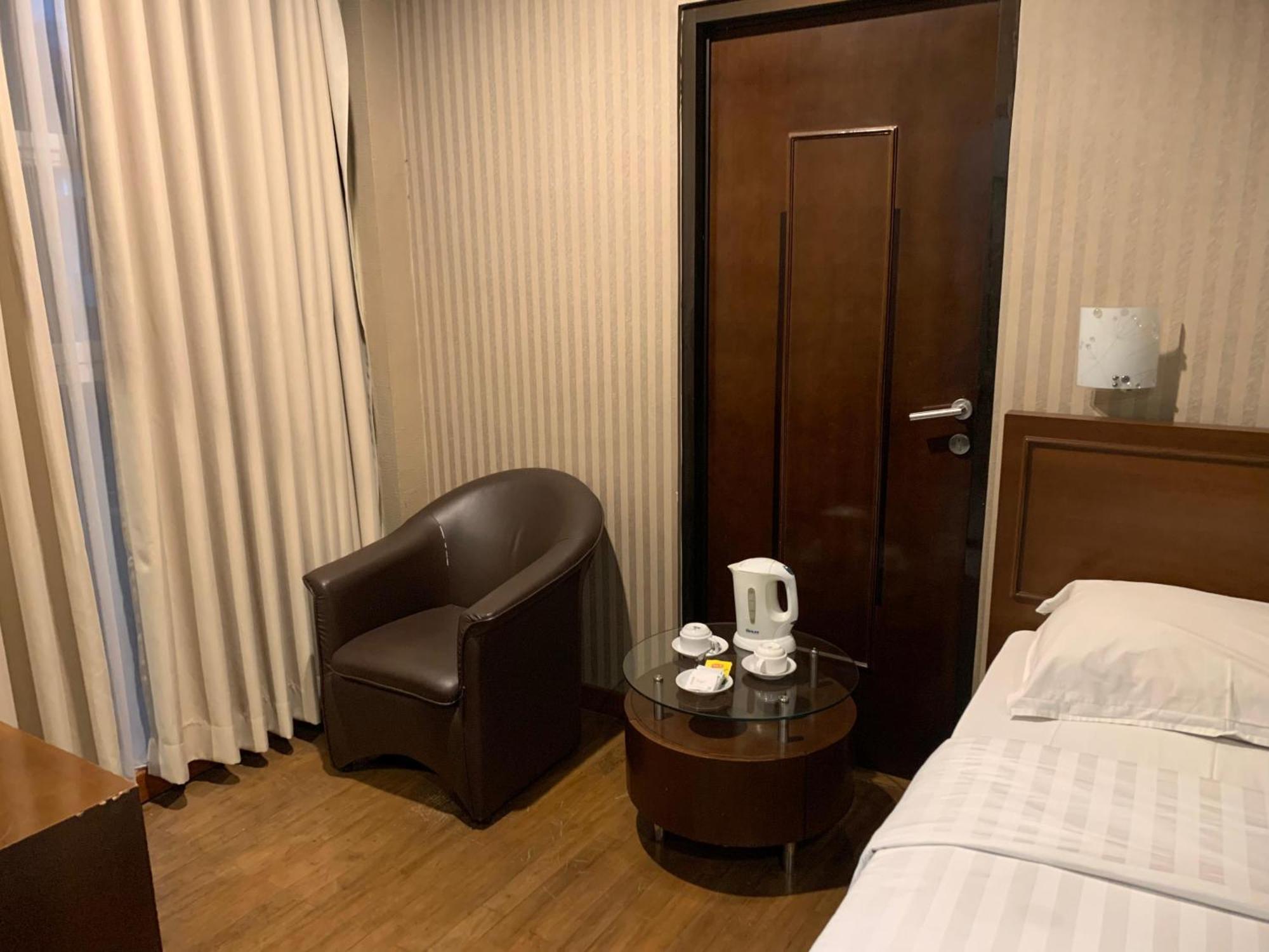 Enhaii Hotel Bandung Dış mekan fotoğraf