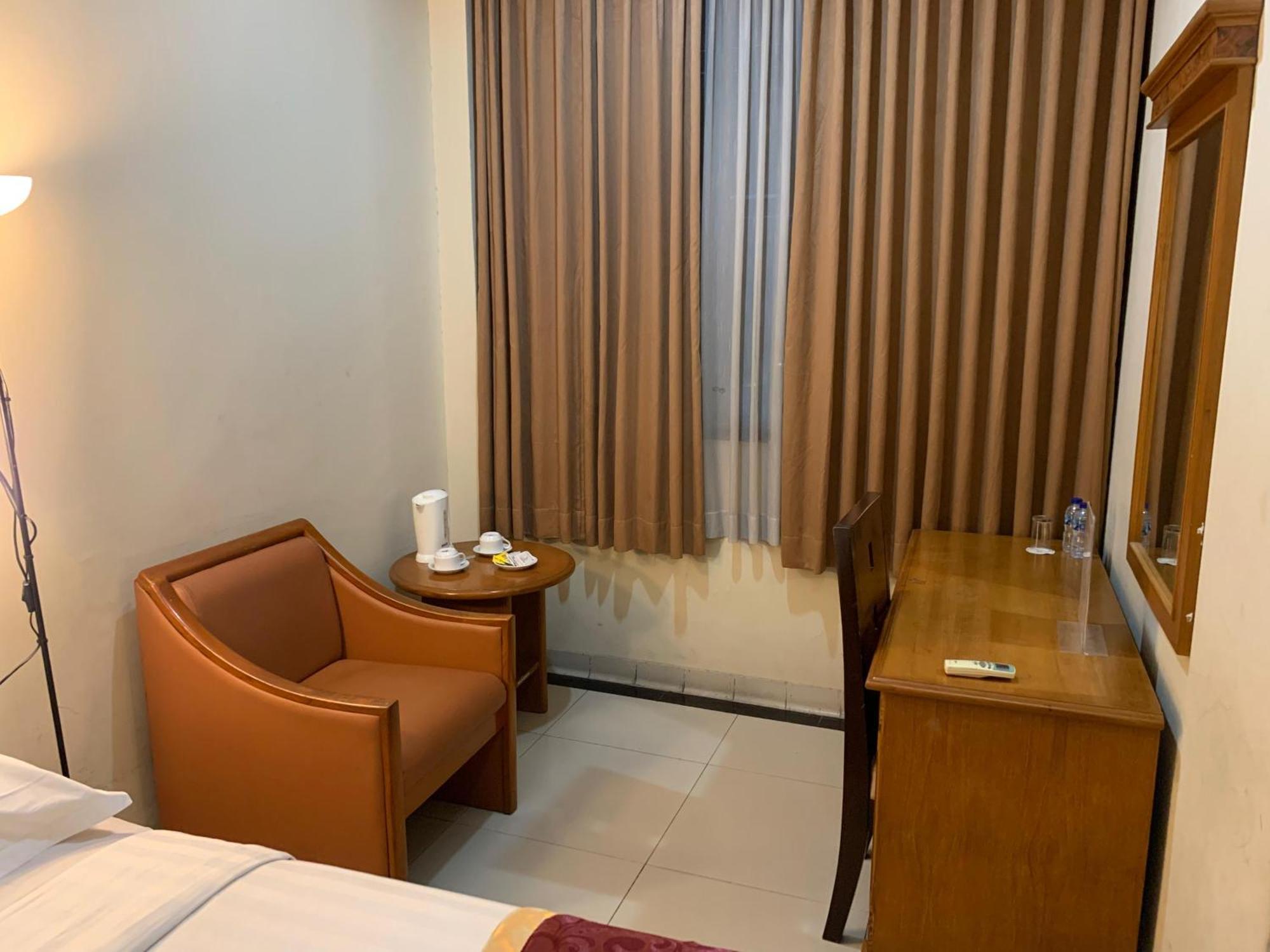 Enhaii Hotel Bandung Dış mekan fotoğraf