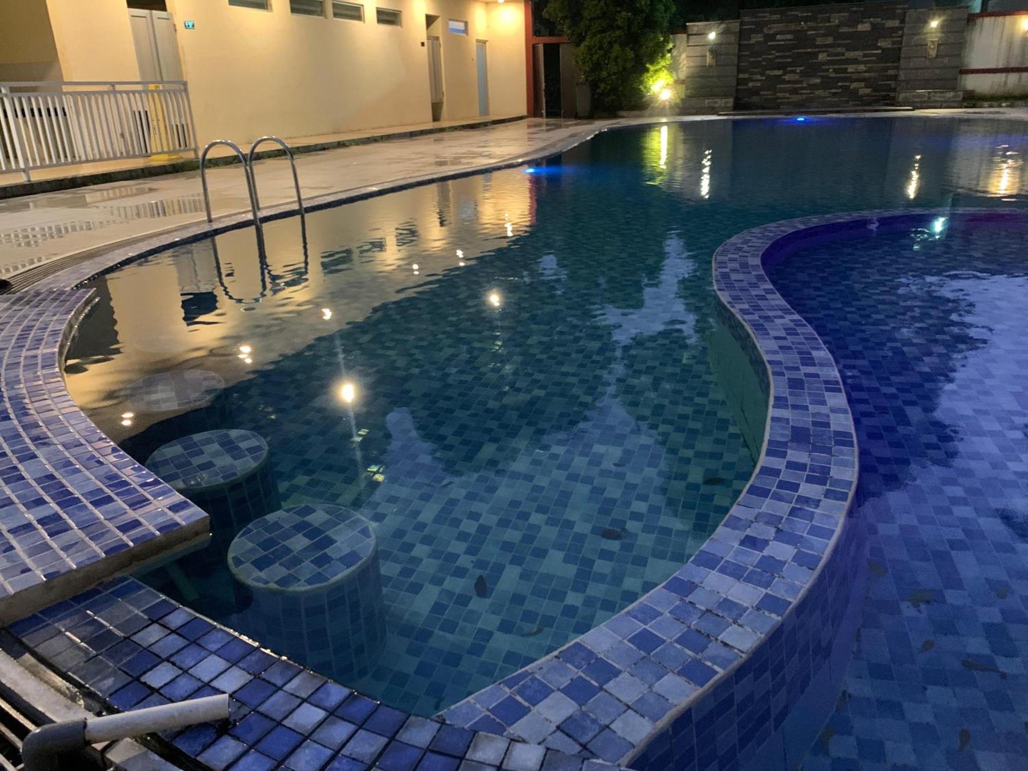 Enhaii Hotel Bandung Dış mekan fotoğraf