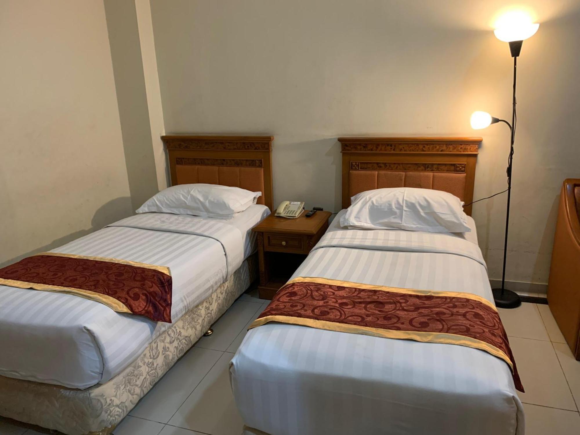 Enhaii Hotel Bandung Dış mekan fotoğraf